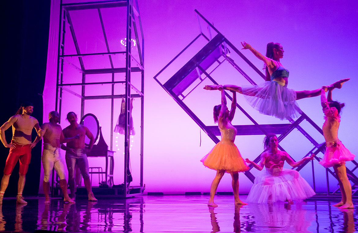 F Lip Fabrique cirque