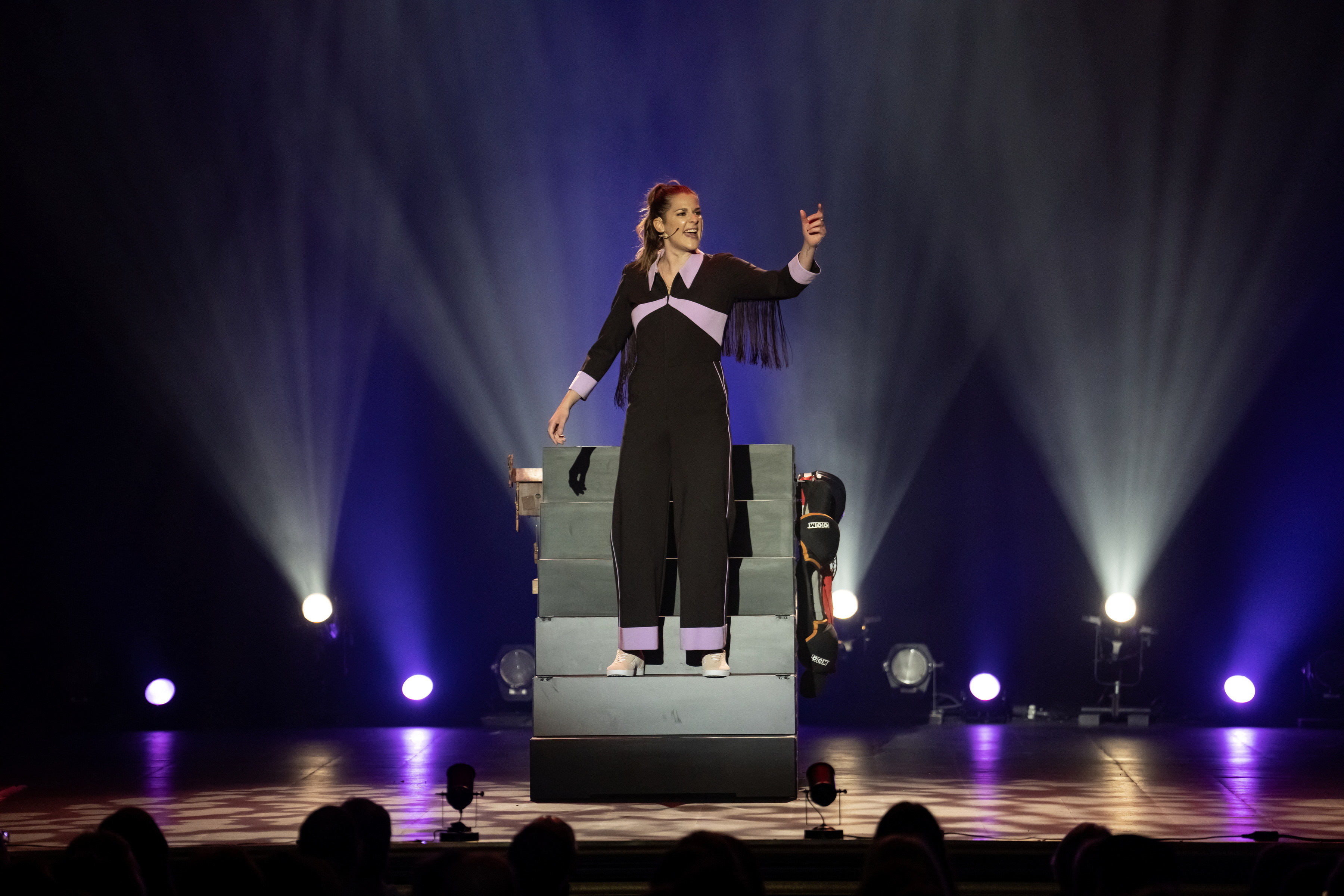 Page 46 Eve Cote Photo SNA Pe