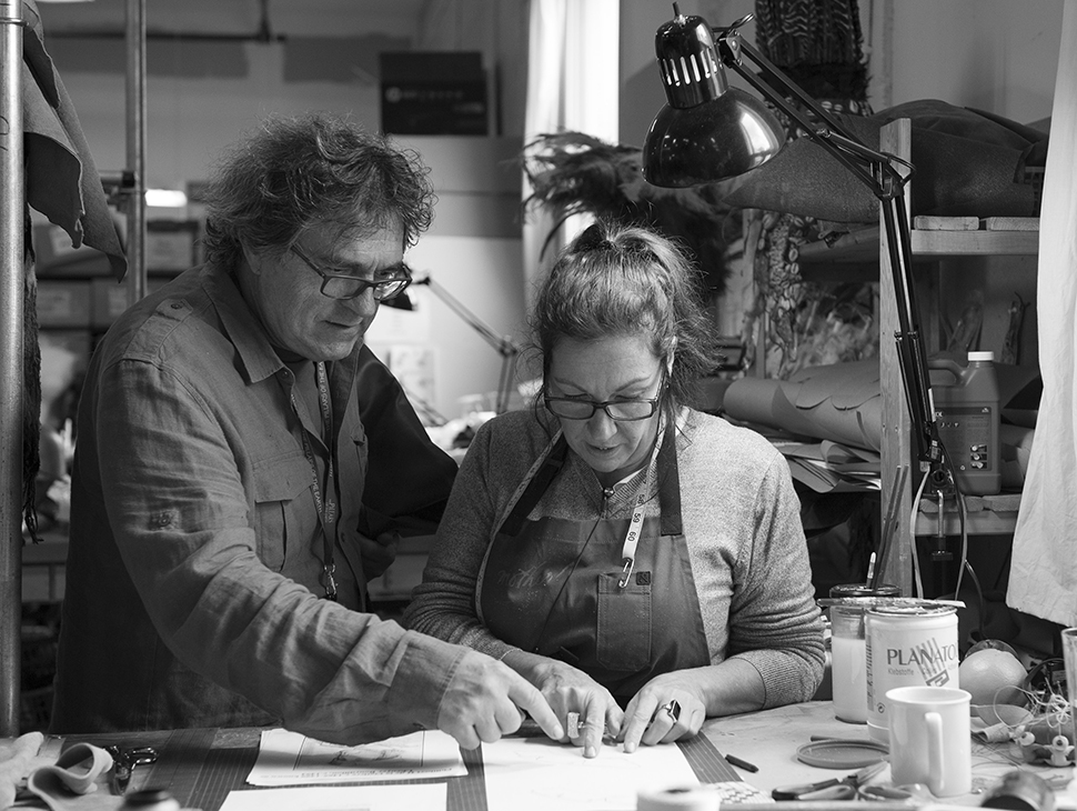 Les maquettes de costumes de mario davignon defilent